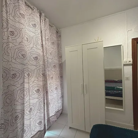 Barbieri Pensión Granada