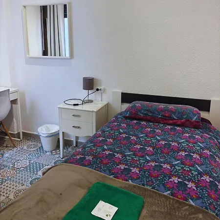 Barbieri Pensión Granada